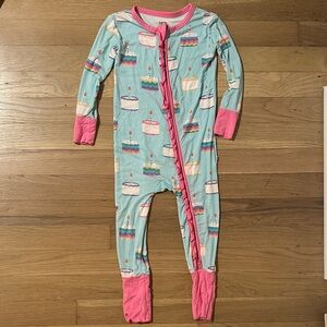 Colorful Cake Print Kids Footie Pajamas